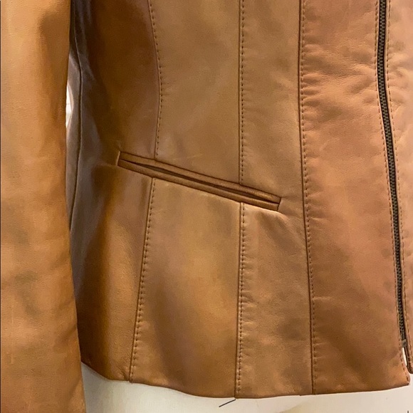 Real Leather jacket - Picture 4 of 5